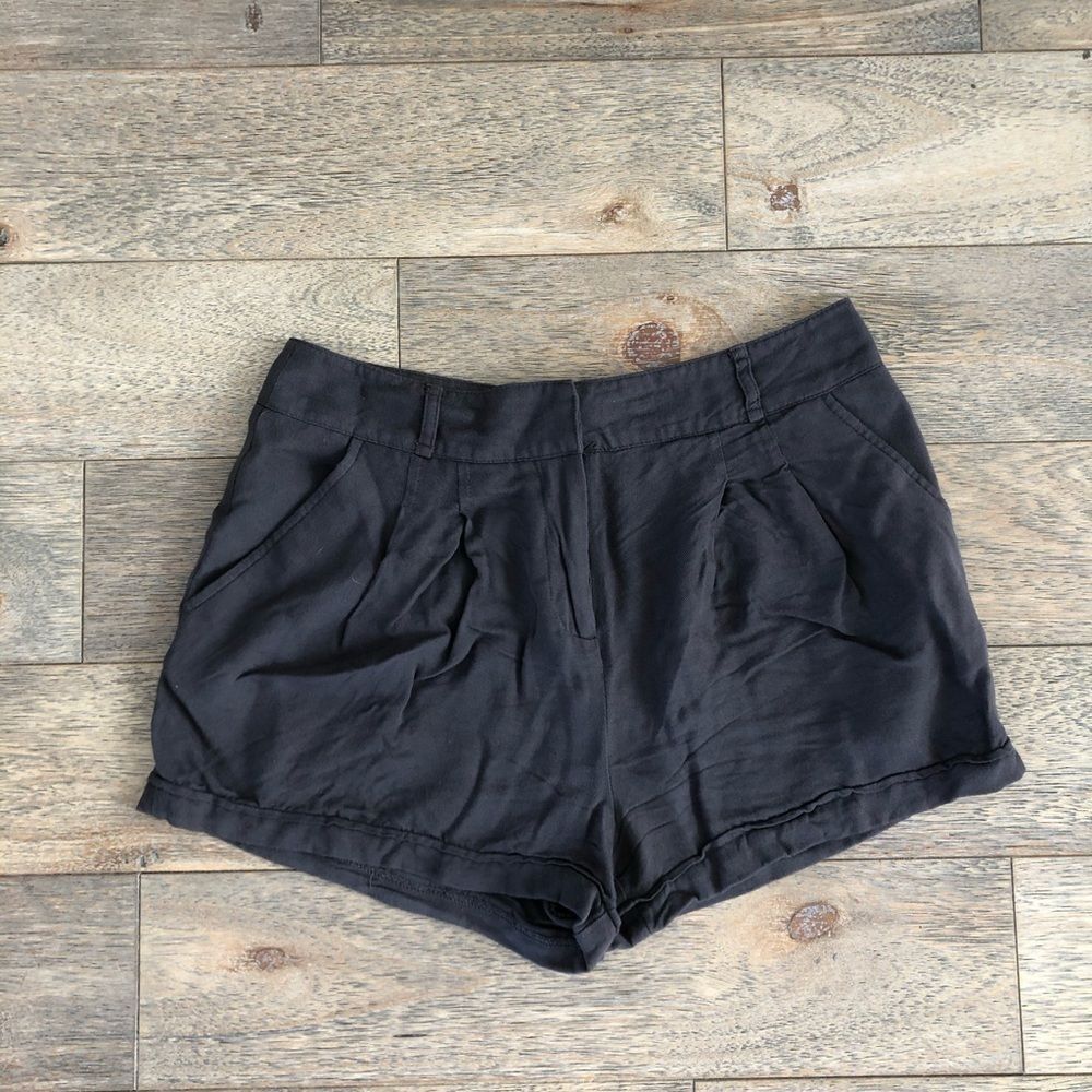 Pleated Gray Shorts Size S